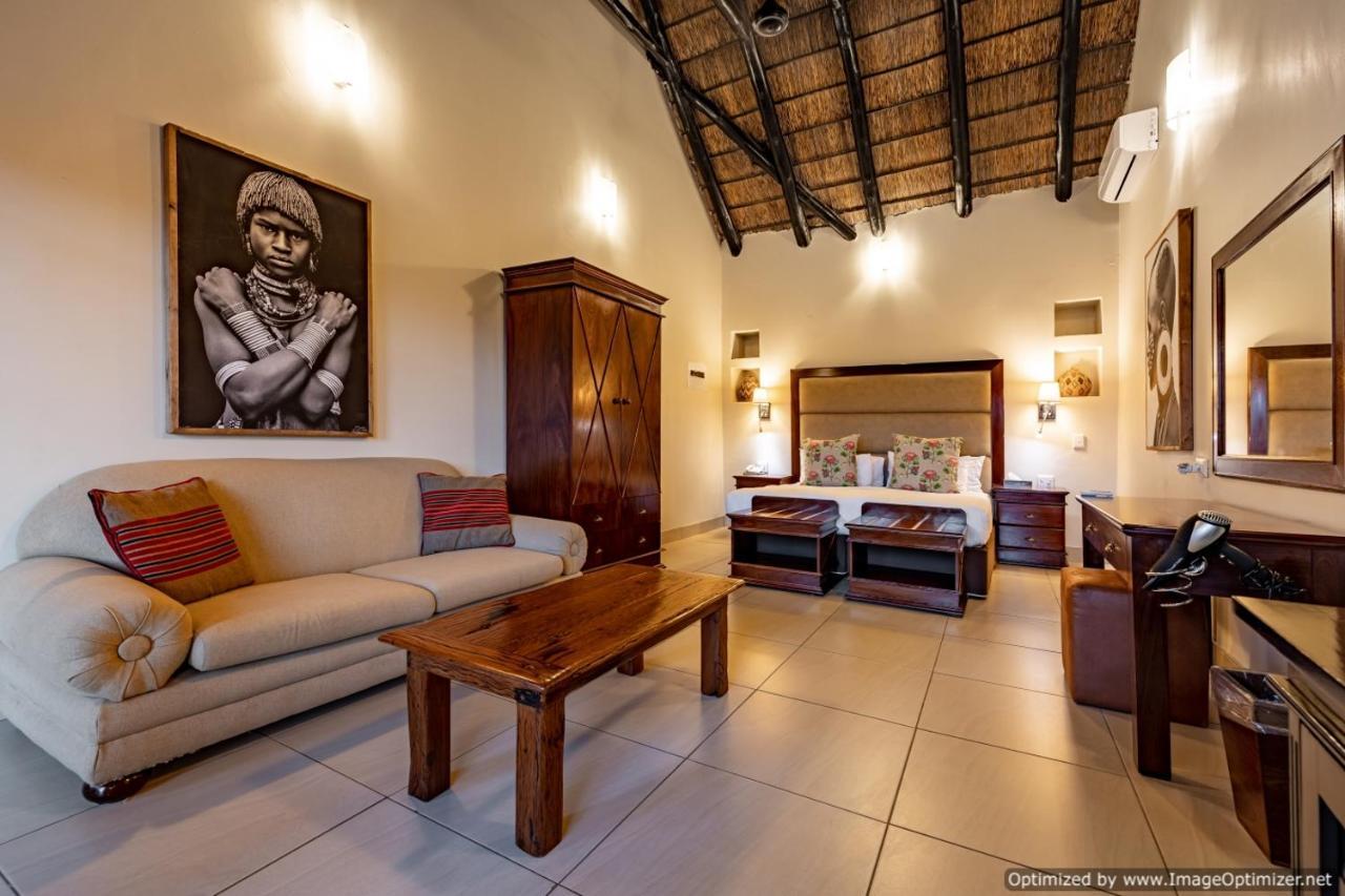 Zulu Nyala Game Lodge Hluhluwe Exterior foto